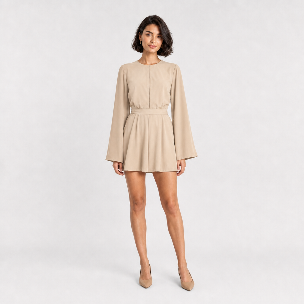 Robe courte à dos ouvert beige