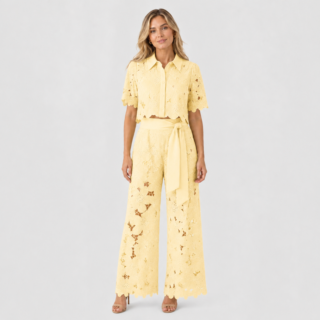 Ensemble jaune